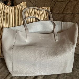 Authentic KURT GEIGER LONDON Pebbled leather large tote